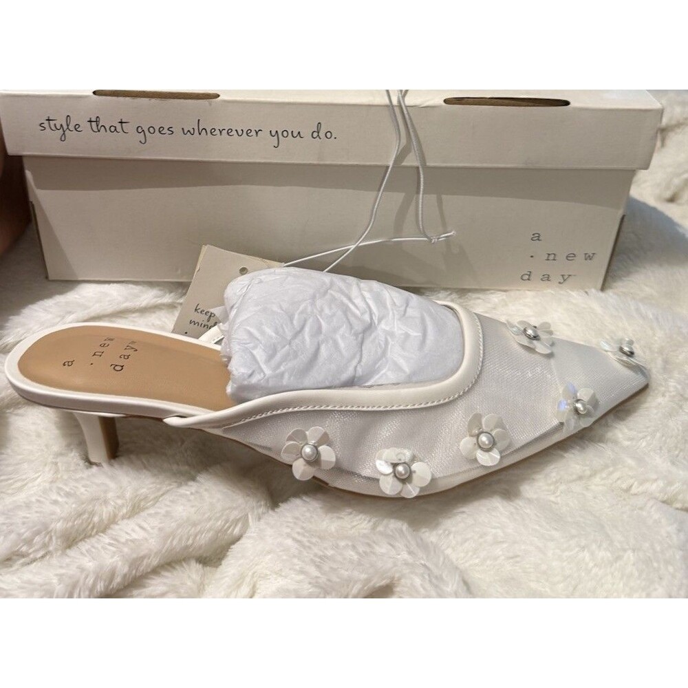 A New Day Delilah Mule Womens US 6 White Mesh Floral Memory Foam Kitten Heel - Picture 7 of 10